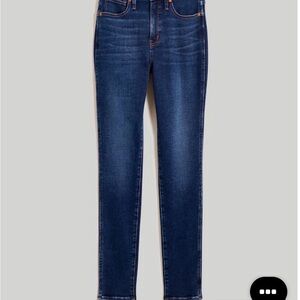 Madewell 	
10in high rise skinny jeans in kingston wash